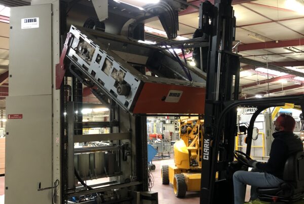 TRANSFERT INDUSTRIEL – DÉPLACEMENT D’UNE HOUSSEUSE