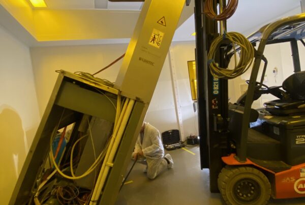 MAINTENANCE – DEMONTAGE D’UN MELANGEUR LIMITECH DANS UN LABORATOIRE PHARMACEUTIQUE